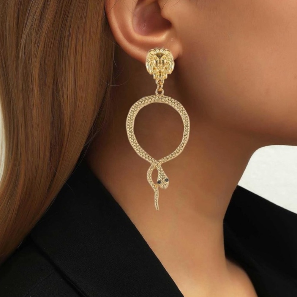 Beautiful Panther Snake Earrings